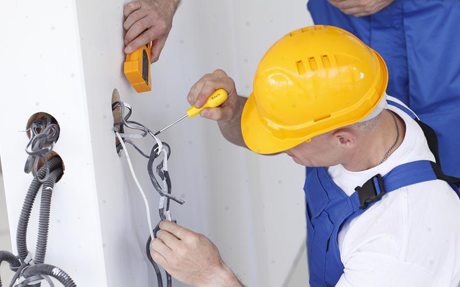 cherche électricien pas cher Pontault-Combault