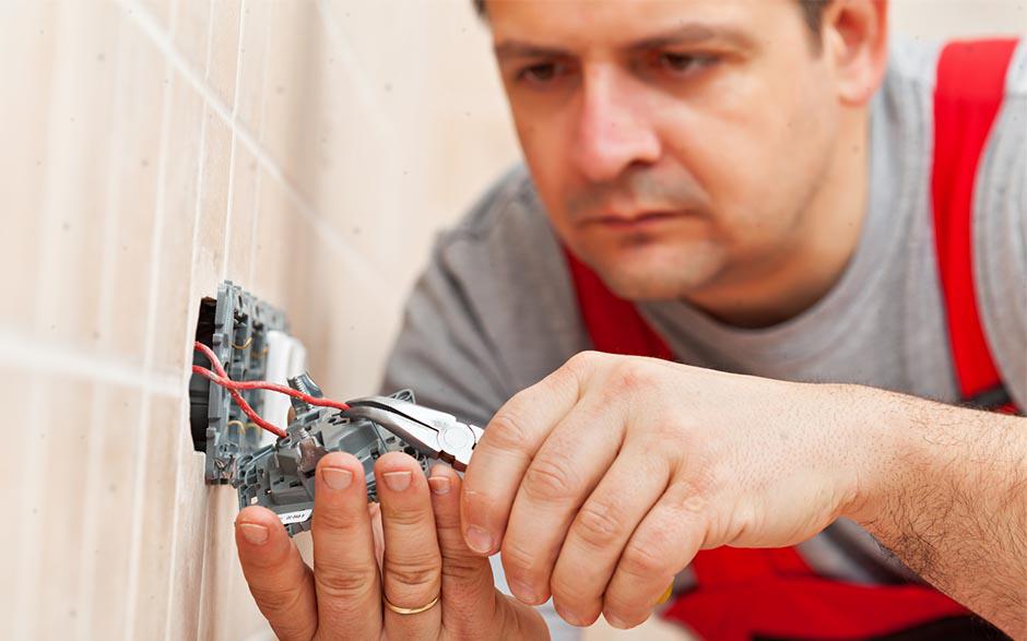 tarif horaire d'un électricien Pontault-Combault